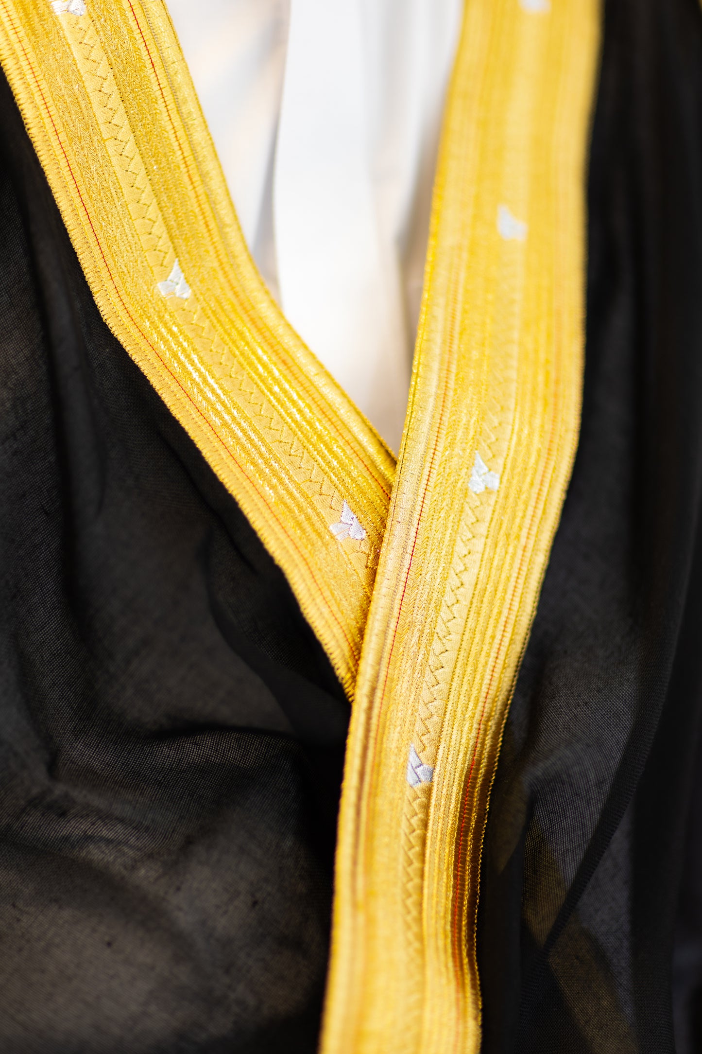 Black Quality Bisht